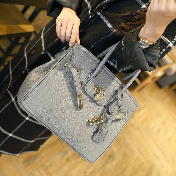 herme bags women's bag 2022 spring and summer new style women's litchi pattern oblique span single shoulder portable
herme bags women's bag 2022 spring and summer new style women's litchi pattern oblique span single shoulder portable