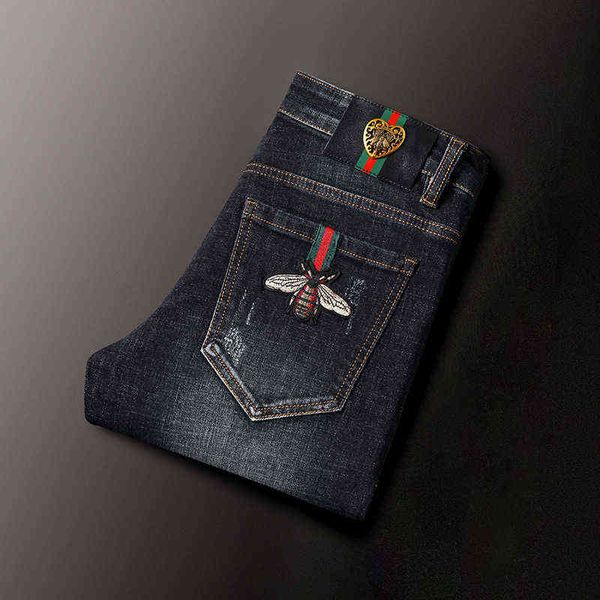 men's jeans autumn and winter tide brand little bee embroidered jeans men's elastic slim fit feet wear versatile pants, Blue
men's jeans autumn and winter tide brand little bee embroidered jeans men's elastic slim fit feet wear versatile pants, Blue