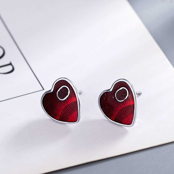 luxury designer earrings charm for woman 925 silver needle heart lover earring design retro simple jewelry, Golden
luxury designer earrings charm for woman 925 silver needle heart lover earring design retro simple jewelry, Golden