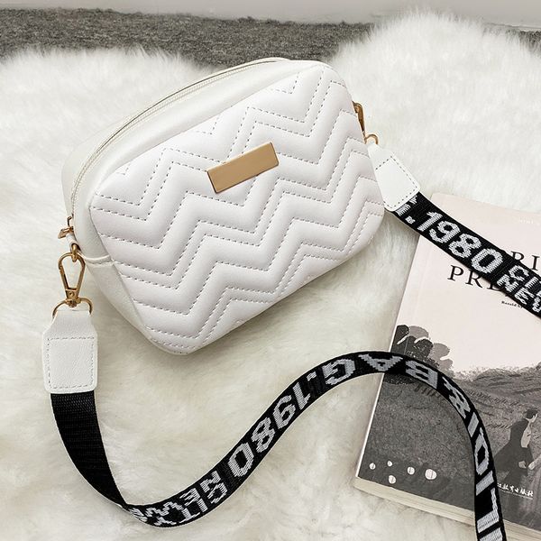hbp women lady messenger bags big pattern satchel genuine leather shoulder bag chain handbags men purse blue small 20203
hbp women lady messenger bags big pattern satchel genuine leather shoulder bag chain handbags men purse blue small 20203