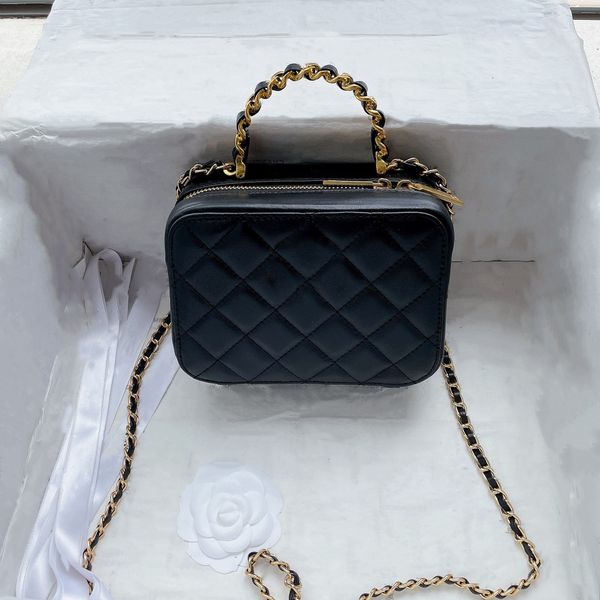 mini zipper designer cosmetic bags solid color crossbody bags classic handbags gold-tone metal chains diamond quilting luxury shoulder bag f
mini zipper designer cosmetic bags solid color crossbody bags classic handbags gold-tone metal chains diamond quilting luxury shoulder bag f