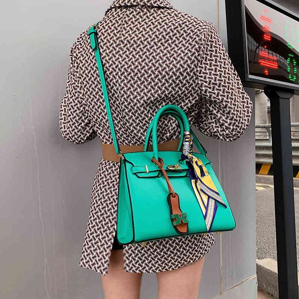 herme bags bag women's 2022new fashion ladies handbag simple ins versatile crossbody shoulder
herme bags bag women's 2022new fashion ladies handbag simple ins versatile crossbody shoulder