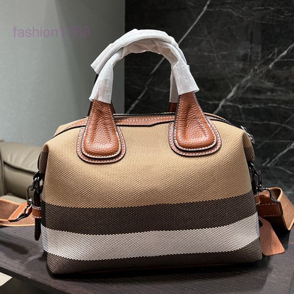 evening bags tote bag cross body bags tartan shoulder handbag women large capacity canvas double zipper closure purse wallet removable shoul
evening bags tote bag cross body bags tartan shoulder handbag women large capacity canvas double zipper closure purse wallet removable shoul