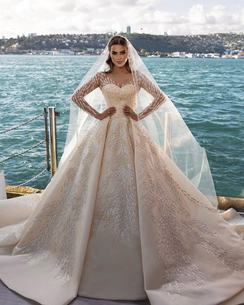 vestidos de novia wedding dresses bridal gowns sheer neck long sleeve shiny beading sequined appliqued arabic robes de mariee, White
vestidos de novia wedding dresses bridal gowns sheer neck long sleeve shiny beading sequined appliqued arabic robes de mariee, White