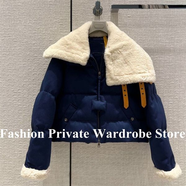 womens down parkas winter lamb wool lapel goose down jacket women leather buckle zipper bread loose sweet keep warm thick coat 220914, Black
womens down parkas winter lamb wool lapel goose down jacket women leather buckle zipper bread loose sweet keep warm thick coat 220914, Black