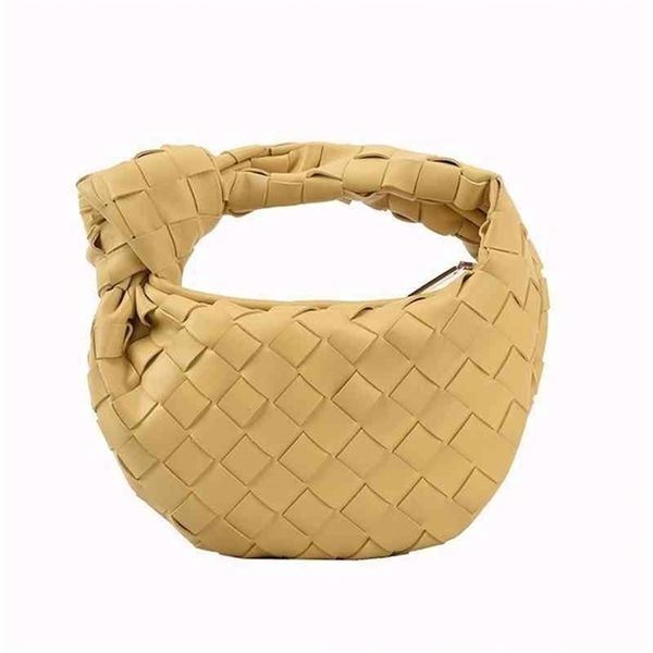knitting same bottegass ahigo venetas croissant underarm hand cloud bag female wan r7s3 xego ef0e kra7
knitting same bottegass ahigo venetas croissant underarm hand cloud bag female wan r7s3 xego ef0e kra7