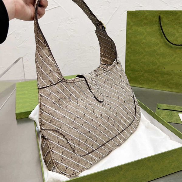 evening bag axillary bags shoulder bag handbags women half moon purse vintage old flower stripe letter print adjustable strap hardware buckl
evening bag axillary bags shoulder bag handbags women half moon purse vintage old flower stripe letter print adjustable strap hardware buckl