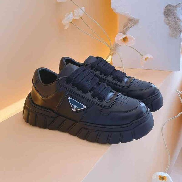 dress shoes 2022 high end couple's new tie biscuit muffin thick soled small white p family triangle label casual board shoes, Black
dress shoes 2022 high end couple's new tie biscuit muffin thick soled small white p family triangle label casual board shoes, Black