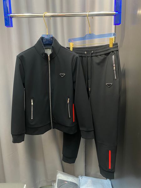 2022 autumn and winter brand designer tracksuit fashion comfortable material luxury mens black tracksuit, Gray
2022 autumn and winter brand designer tracksuit fashion comfortable material luxury mens black tracksuit, Gray