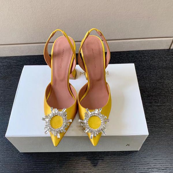 luxury begum amina muaddi designer satin pumps shoes crystal-embellished buckle stain spool heels sandals women's dress shoe evening sl, Black
luxury begum amina muaddi designer satin pumps shoes crystal-embellished buckle stain spool heels sandals women's dress shoe evening sl, Black
