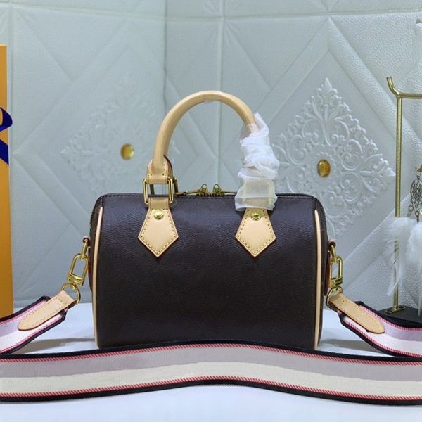 classic tote bag travel clutch handle handbag wallet women fashion print leather vintage satchel wide colorful strap lady shoulder bags purs
classic tote bag travel clutch handle handbag wallet women fashion print leather vintage satchel wide colorful strap lady shoulder bags purs
