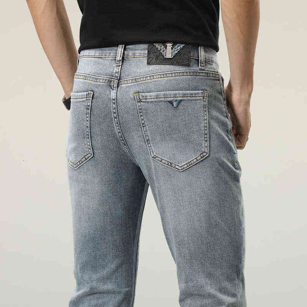 men's jeans luxury european jeans in spring and summer of 2022 fashion high-end elastic slim fitting korean small foot casual pants, Blue
men's jeans luxury european jeans in spring and summer of 2022 fashion high-end elastic slim fitting korean small foot casual pants, Blue