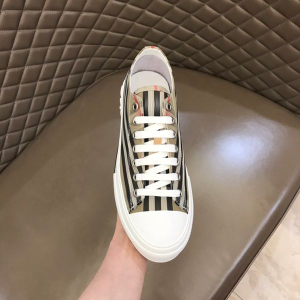 chic casual shoes 2022 luxury designer shoes low vintage plaid canvas sneakers berry stripes man woman outdoor platform shoe couples trainer, Black
chic casual shoes 2022 luxury designer shoes low vintage plaid canvas sneakers berry stripes man woman outdoor platform shoe couples trainer, Black