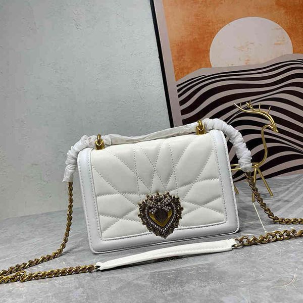shoulder bag women crossbody bags totes fashion designer purse love pearl clasp leather handbag purses 220914
shoulder bag women crossbody bags totes fashion designer purse love pearl clasp leather handbag purses 220914