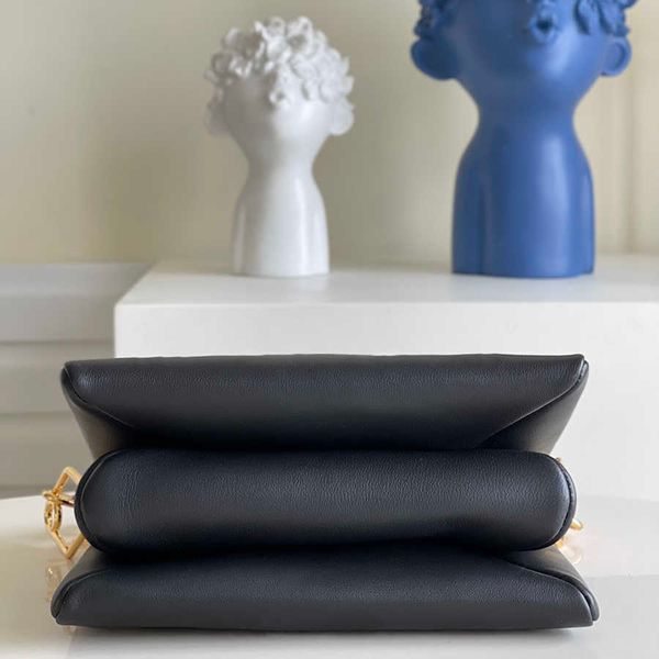 evening bag designer mirror quality coussin bb shoulder bag fashion canvas luxuries women chain bags genuine leather crossbody bagssbagsss
evening bag designer mirror quality coussin bb shoulder bag fashion canvas luxuries women chain bags genuine leather crossbody bagssbagsss