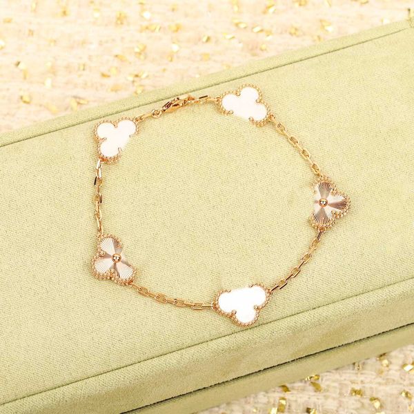 s925 silver charm pendant necklace with white shell beads in 18k rose gold plated have box stamp ps7196a, Golden
s925 silver charm pendant necklace with white shell beads in 18k rose gold plated have box stamp ps7196a, Golden