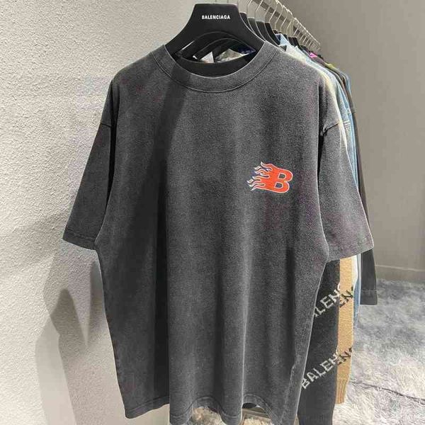 balencaigass t shirt home 2022 classic front back flame printed washing water old loose version men's women's, White;black
balencaigass t shirt home 2022 classic front back flame printed washing water old loose version men's women's, White;black