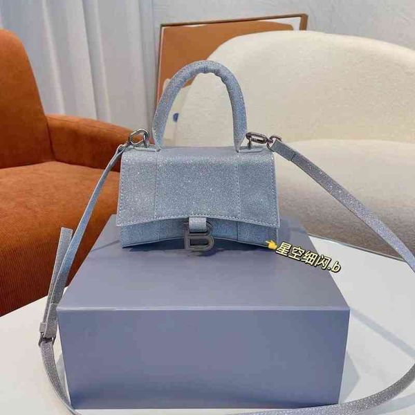 bags designer fashion bbalencaigas handbags b's s22 style starry sky fine flashing hourglass women's show portable shoulder messen
bags designer fashion bbalencaigas handbags b's s22 style starry sky fine flashing hourglass women's show portable shoulder messen