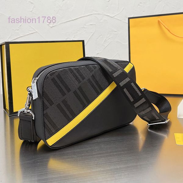 evening bags fashion shoulder bag man cross body bags handbag women pvc cowhide material zipper closure cell phone pocket
evening bags fashion shoulder bag man cross body bags handbag women pvc cowhide material zipper closure cell phone pocket
