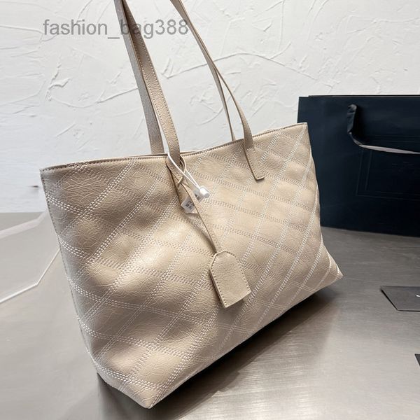evening bags tote purse shopping bag leather handbag womens shoulder bag latice large capacity lady handbags purses totes
evening bags tote purse shopping bag leather handbag womens shoulder bag latice large capacity lady handbags purses totes