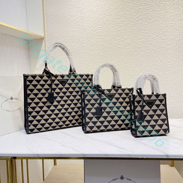 evening bags 5a totes embroidery luxurys designers bags totes embroidered tiger triangle pattern large casual shopping bag handbag tote purs
evening bags 5a totes embroidery luxurys designers bags totes embroidered tiger triangle pattern large casual shopping bag handbag tote purs