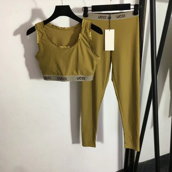 22 designer active sets fashion king's yoga workout kit women fitness running sports suit letter webbing waist waistcoat stretch slimmi
22 designer active sets fashion king's yoga workout kit women fitness running sports suit letter webbing waist waistcoat stretch slimmi