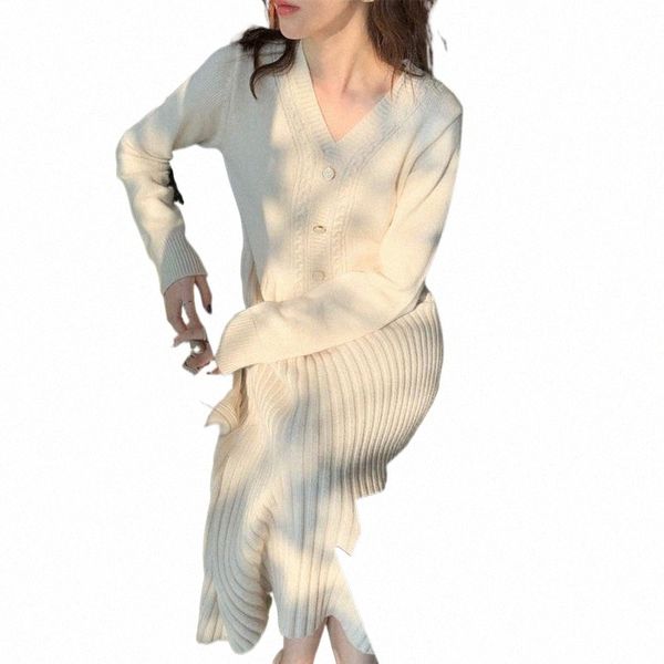 casual dresses striped knitted sweater dress women v-neck long sleeve korean midi a-line buttons elegant solid autumn winter x682 d0rf#, Black;gray
casual dresses striped knitted sweater dress women v-neck long sleeve korean midi a-line buttons elegant solid autumn winter x682 d0rf#, Black;gray