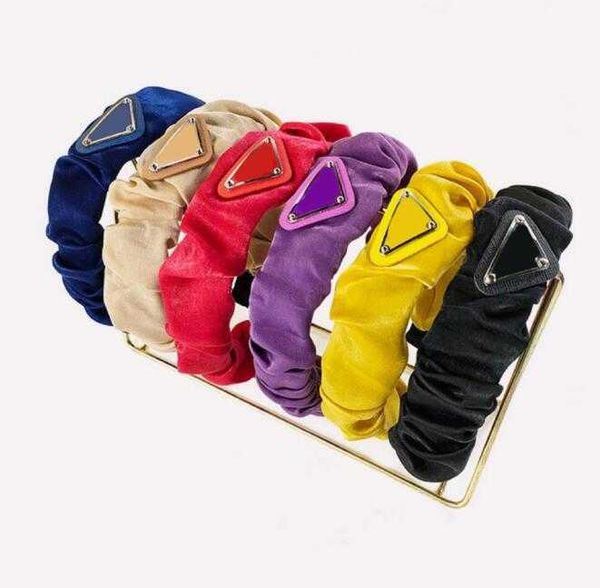 2021 solid color headbands women brand elastic letter p headband sports fitness girl fashion wrinkle hair hoop head wrap, Silver
2021 solid color headbands women brand elastic letter p headband sports fitness girl fashion wrinkle hair hoop head wrap, Silver