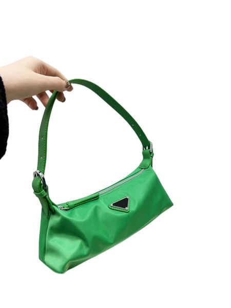 22ss new women armpit bag luxury designer shoulder bags fashion shopping satchels classic nylon canvas tory handbag black green pink purse
22ss new women armpit bag luxury designer shoulder bags fashion shopping satchels classic nylon canvas tory handbag black green pink purse