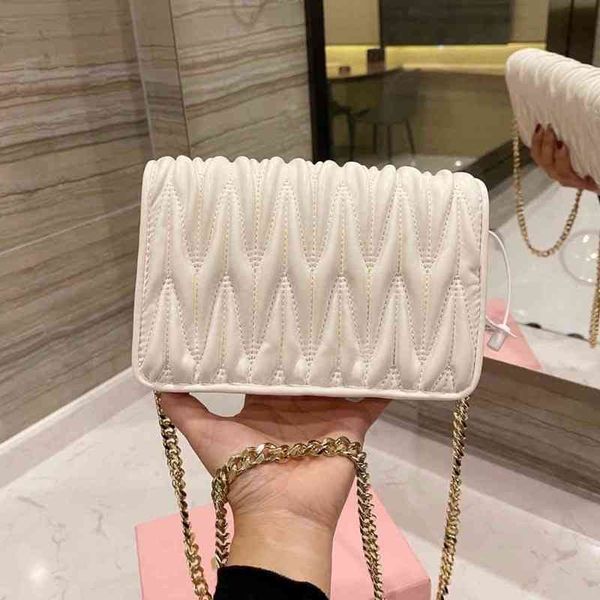 shoulder bags crossbody handbags women wallet fashion purse high qulity handbag gold chain pleated leather small and light clutch 211021x
shoulder bags crossbody handbags women wallet fashion purse high qulity handbag gold chain pleated leather small and light clutch 211021x