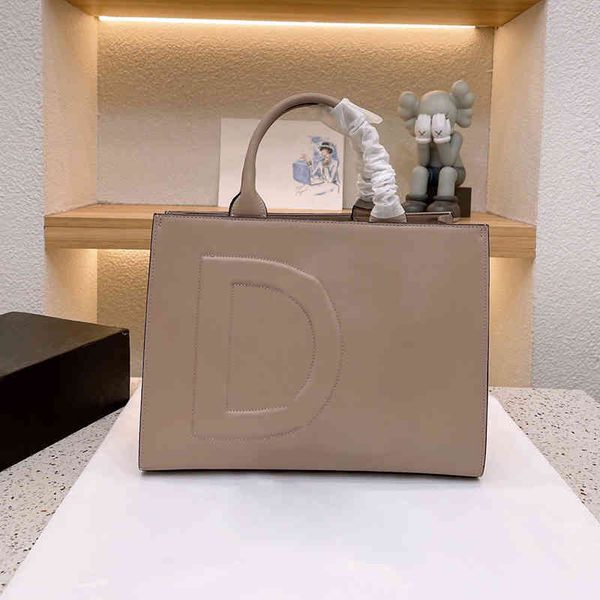 totes fashion the tote bag luxury designer handbag women crossbody bags ladie purse 220914
totes fashion the tote bag luxury designer handbag women crossbody bags ladie purse 220914