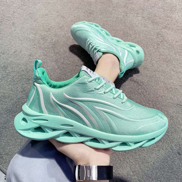 boots men's father's flying net shoes in spring and summer of casual personality fashionable running d8l7, Black
boots men's father's flying net shoes in spring and summer of casual personality fashionable running d8l7, Black