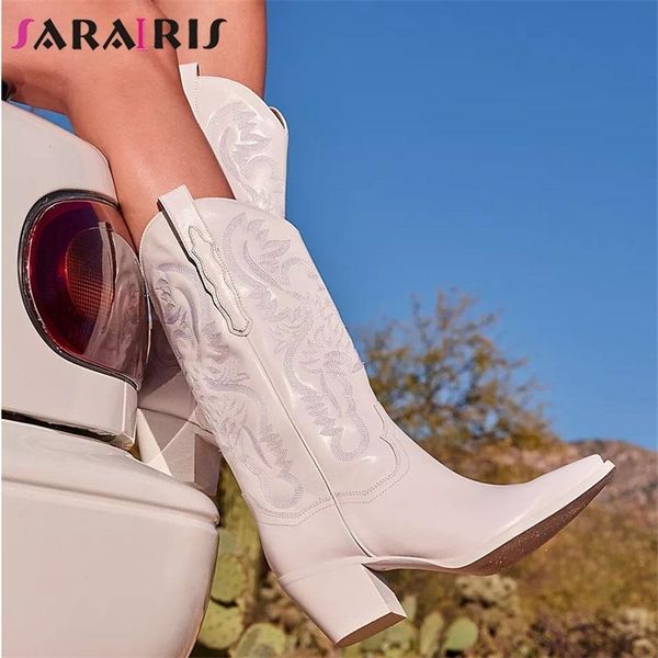 boots sarairis big size 43 brand women western embroidery chunky high heels platform shoes fashion retro rome cowboy 220914, Black
boots sarairis big size 43 brand women western embroidery chunky high heels platform shoes fashion retro rome cowboy 220914, Black