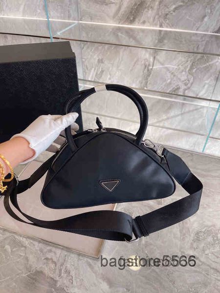 style ins evening triangle bags bags women handbag shoulder leather luxury designer brand crossbody female purses 220317multi pochette
style ins evening triangle bags bags women handbag shoulder leather luxury designer brand crossbody female purses 220317multi pochette
