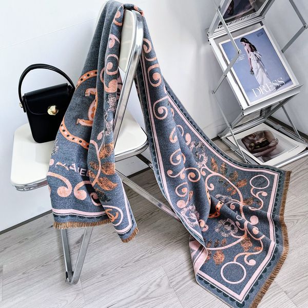 22 european and american fashion high-end new cashmere scarf autumn and winter women's thick long neck cape, Blue;gray
22 european and american fashion high-end new cashmere scarf autumn and winter women's thick long neck cape, Blue;gray
