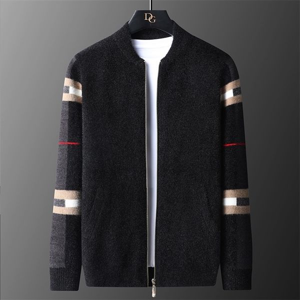 men's wool blends autumn and winter clothes high-end brand sweater coat men's fashion cardigan zipper sweater wear men's warm, Black
men's wool blends autumn and winter clothes high-end brand sweater coat men's fashion cardigan zipper sweater wear men's warm, Black