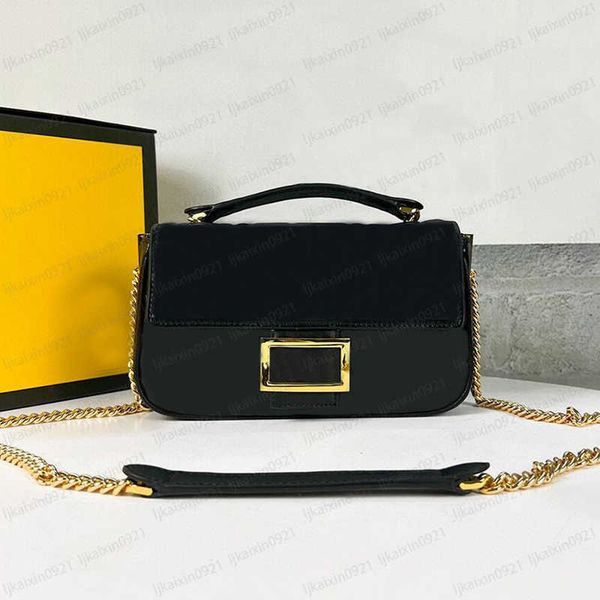 2022 women designer handbags tote fashion luxury shopping bag single handbag classic printing beach bags travel crossbody shoulder wallet
2022 women designer handbags tote fashion luxury shopping bag single handbag classic printing beach bags travel crossbody shoulder wallet