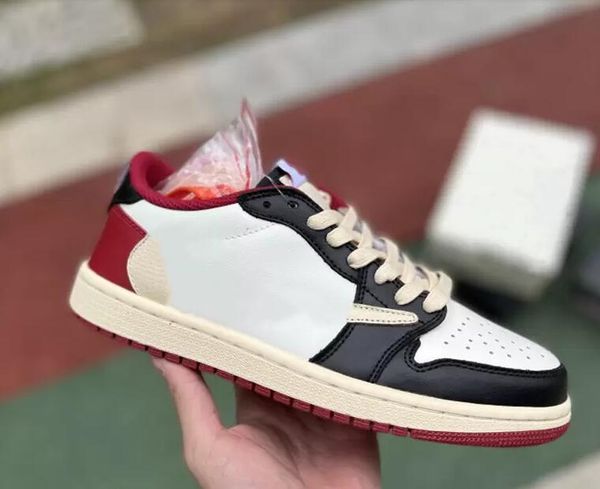 fashion 1s men women basketball sports shoes outdoor comfortable wear-resisting low cut lace-up leather casual sneakers trainers 36-44, Black
fashion 1s men women basketball sports shoes outdoor comfortable wear-resisting low cut lace-up leather casual sneakers trainers 36-44, Black