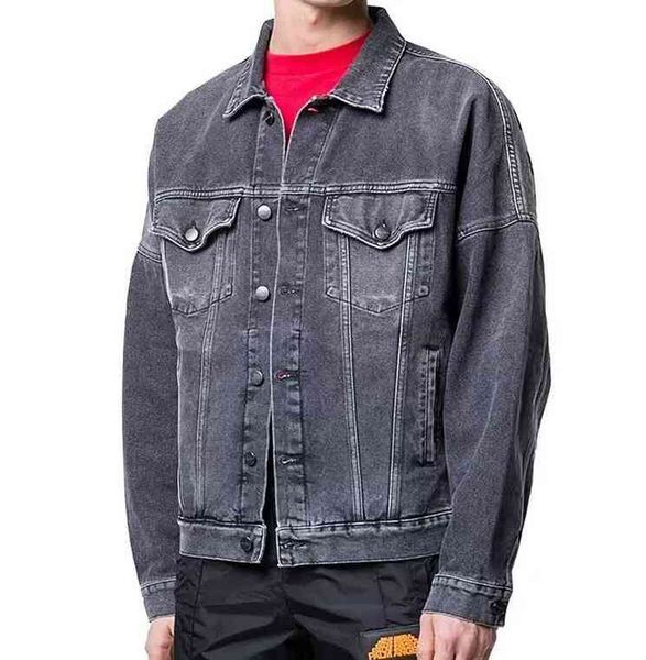 men's fleece 2020 new motorcycle letter printing denim jacket high fashion famous bomber denim slim windbreaker jacket mens jean clothi, Black
men's fleece 2020 new motorcycle letter printing denim jacket high fashion famous bomber denim slim windbreaker jacket mens jean clothi, Black