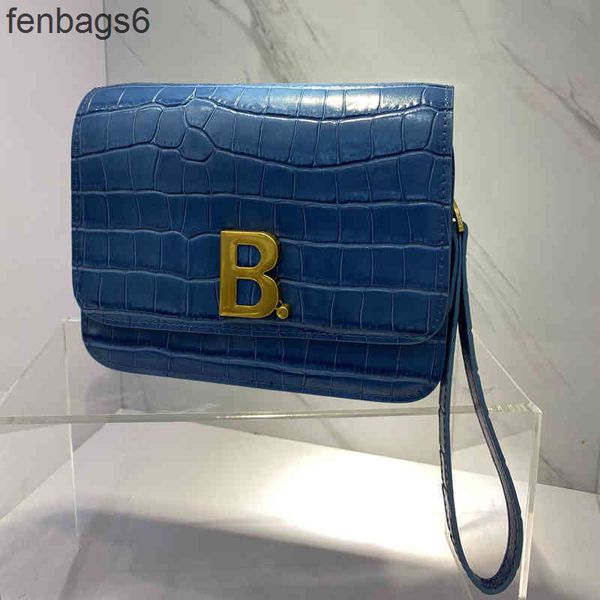 2022 balencaigass bag vintage bags hourglass handbags women designer leather women's crocodile word tofu single shoulder mess 76eu
2022 balencaigass bag vintage bags hourglass handbags women designer leather women's crocodile word tofu single shoulder mess 76eu