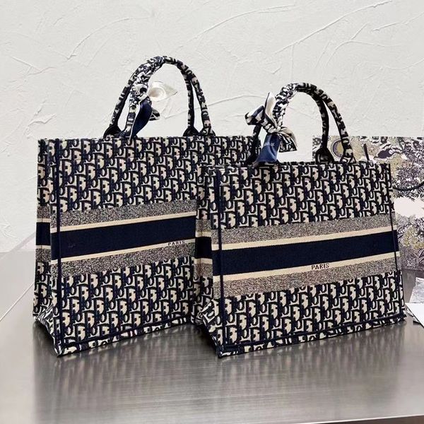 original totes designers bags embroidery book handbag tote women's classic handle laplarge capacity shopping bag commuting canvas
original totes designers bags embroidery book handbag tote women's classic handle laplarge capacity shopping bag commuting canvas