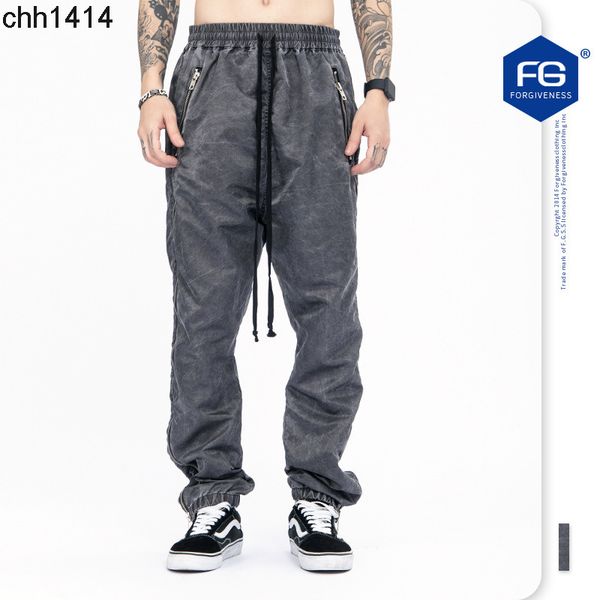 2021 autumn and winter new fashion brand zipper splicing high street vibe wind function casual sports pants, Black
2021 autumn and winter new fashion brand zipper splicing high street vibe wind function casual sports pants, Black