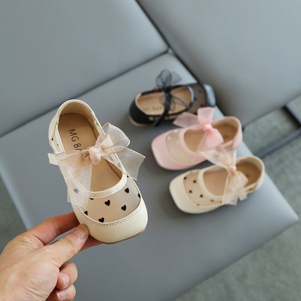 sneakers fashion breathable lace surface mary jane shoes kids pretty heart shape girls party leather spring summer footwear f02091 220915, Black;red
sneakers fashion breathable lace surface mary jane shoes kids pretty heart shape girls party leather spring summer footwear f02091 220915, Black;red