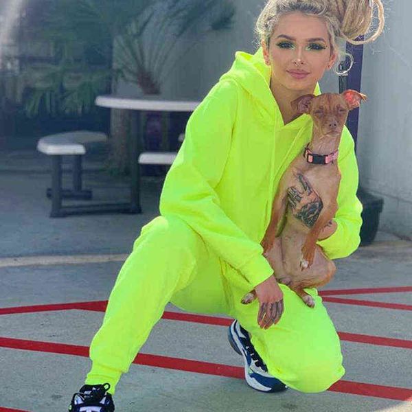 women's two piece pants 2021 new sweater suit autumn fashion sports leisure hooded fleece solid color suit 2-piece set t220902, White
women's two piece pants 2021 new sweater suit autumn fashion sports leisure hooded fleece solid color suit 2-piece set t220902, White