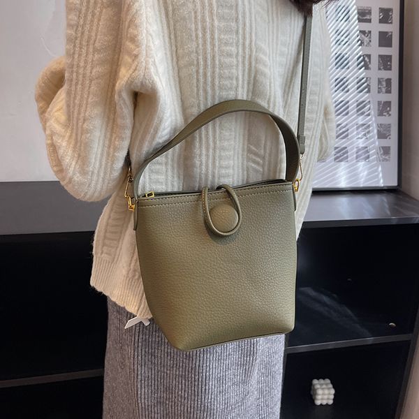 evening bags crossbody for women fashion trend designer cute small leather handbags and purses with short handle 220915
evening bags crossbody for women fashion trend designer cute small leather handbags and purses with short handle 220915