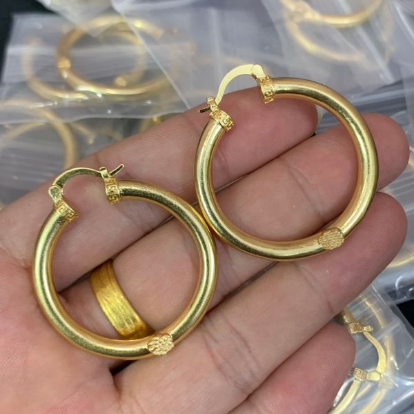 designer jewelry hoop huggie circle exaggerate earrings women's ear studs banshee medusa head portrait pattern earring new designed ver, Golden;silver
designer jewelry hoop huggie circle exaggerate earrings women's ear studs banshee medusa head portrait pattern earring new designed ver, Golden;silver