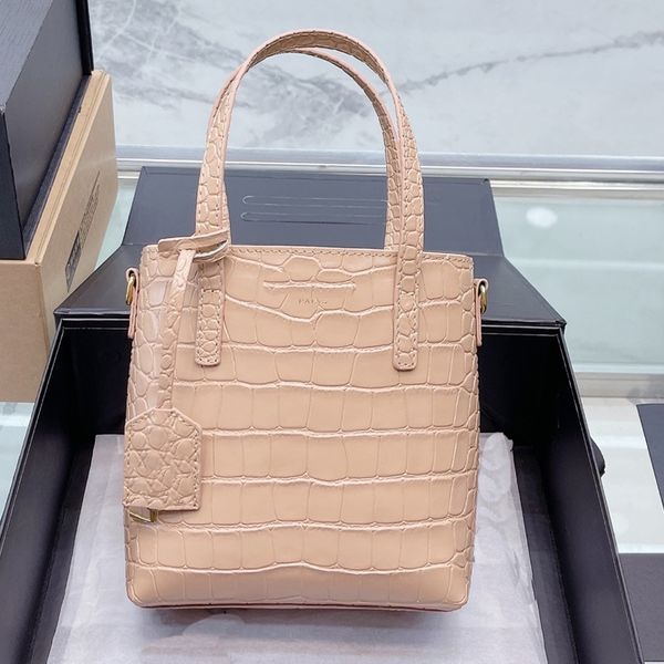 alligator bucket bags women cowhide drawstring crossbody bag plain handbags purse fashion hardware letters removable shoulder strap interior
alligator bucket bags women cowhide drawstring crossbody bag plain handbags purse fashion hardware letters removable shoulder strap interior