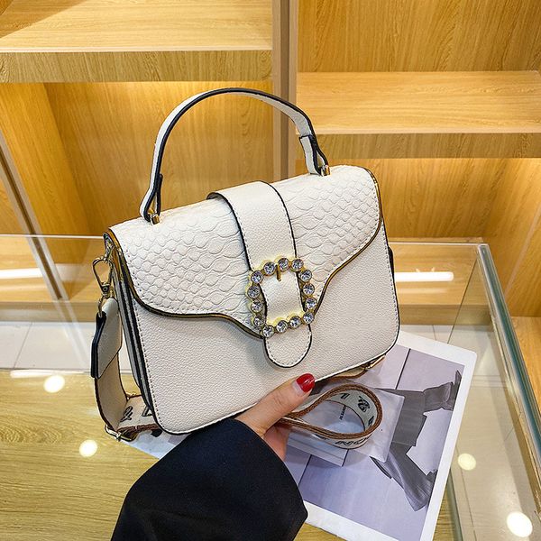 pu retro bag fashion simple bag crossbody wallets portable wallet luxury desiginer bags shoulder handbags diamond woman messenger pack lette
pu retro bag fashion simple bag crossbody wallets portable wallet luxury desiginer bags shoulder handbags diamond woman messenger pack lette