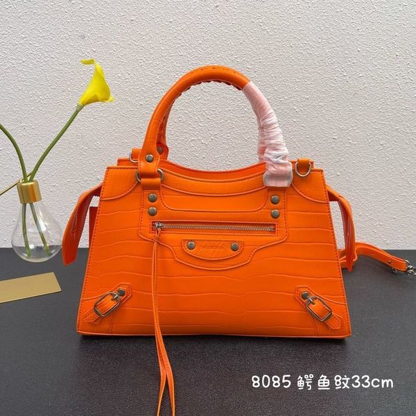designer luxury womens bag balencigas handbag b-shaped paris single shoulder messenger fashion square gift shoulder oblique span versatile h
designer luxury womens bag balencigas handbag b-shaped paris single shoulder messenger fashion square gift shoulder oblique span versatile h
