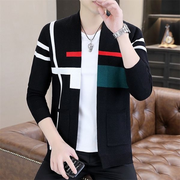 men's wool blends high-grade sweater men knitwear fashion cardigans spring autumn korean version bottom sweater coats male drop 220915, Black
men's wool blends high-grade sweater men knitwear fashion cardigans spring autumn korean version bottom sweater coats male drop 220915, Black